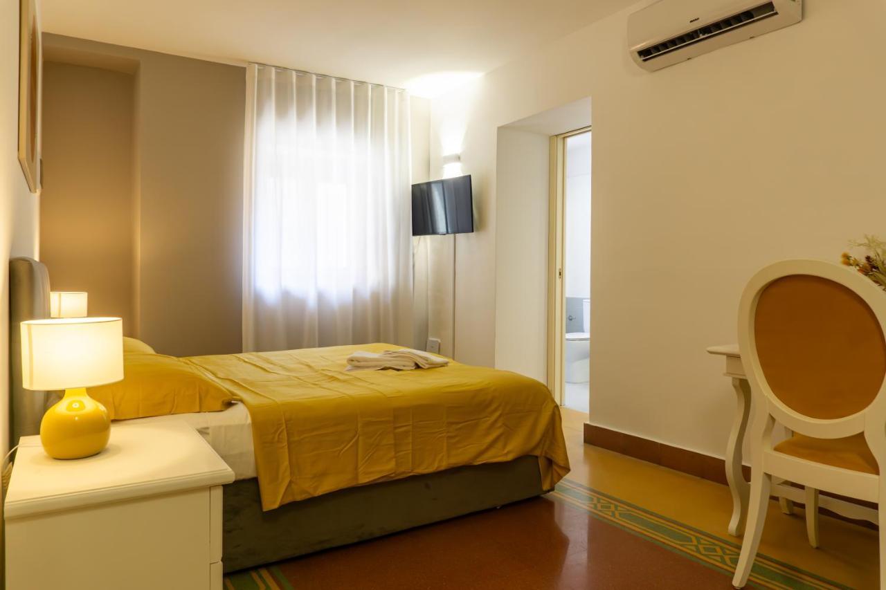 Mi Tu Apartments คาตาเนีย ภายนอก รูปภาพ