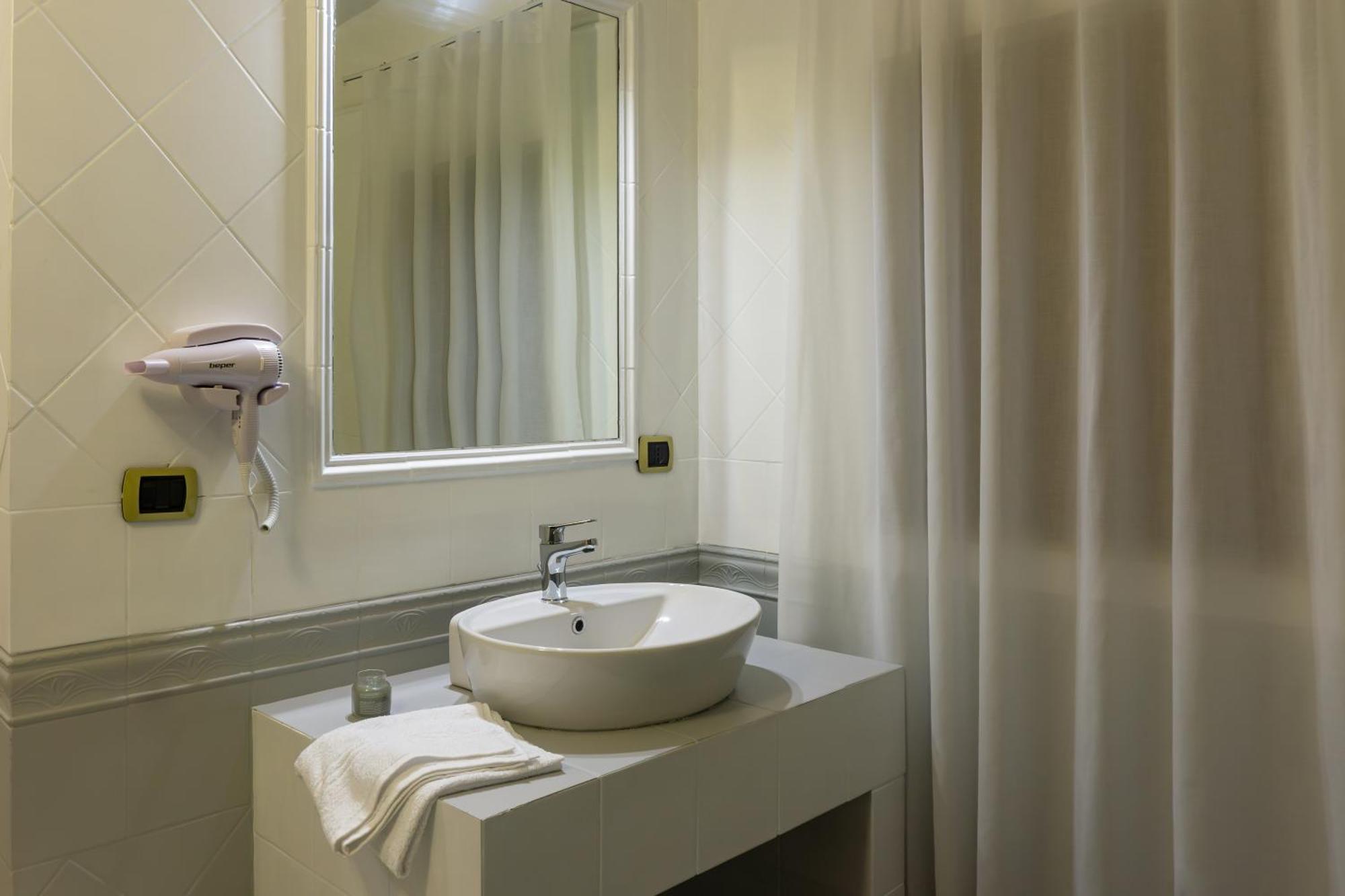 Mi Tu Apartments คาตาเนีย ภายนอก รูปภาพ